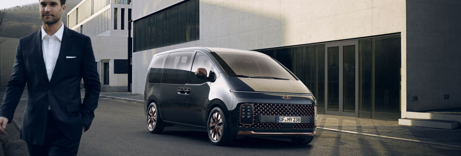 Дизайн STARIA | Футуристичний Мінівен | Соллі Плюс - фото 6